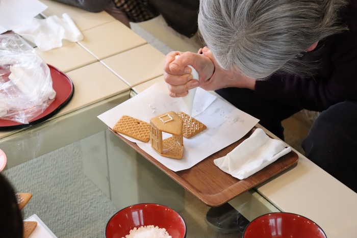 お菓子の家作り